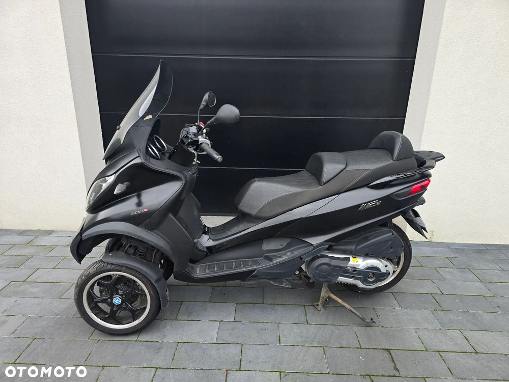 Piaggio MP-3 - 12