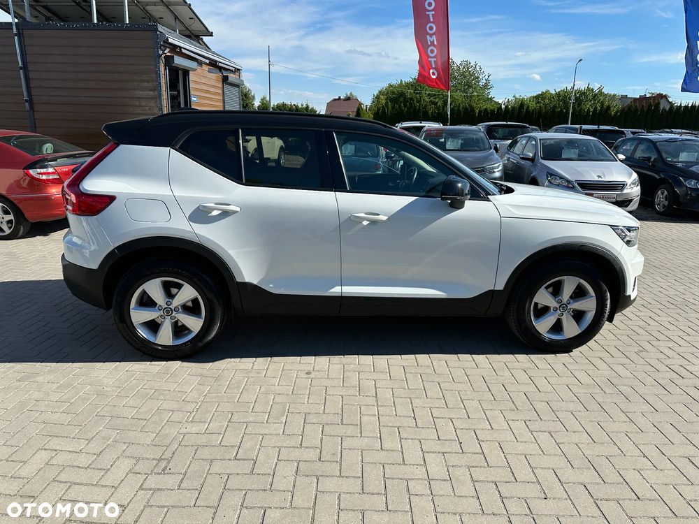 Volvo XC 40 - 38