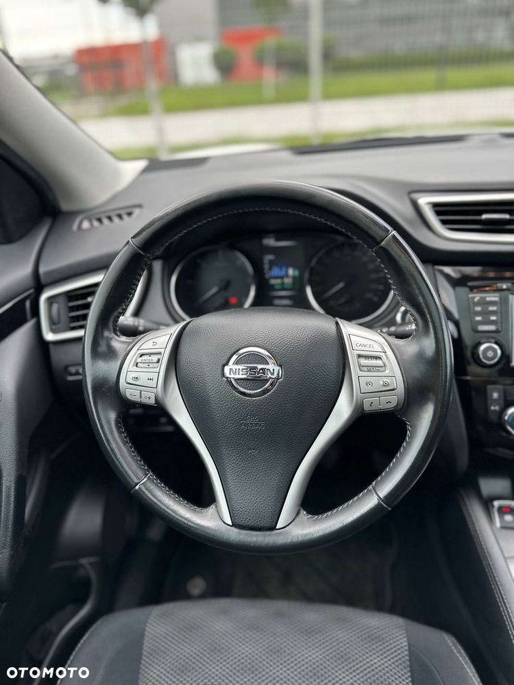 Nissan Qashqai 1.6 dCi 360 S&S - 16