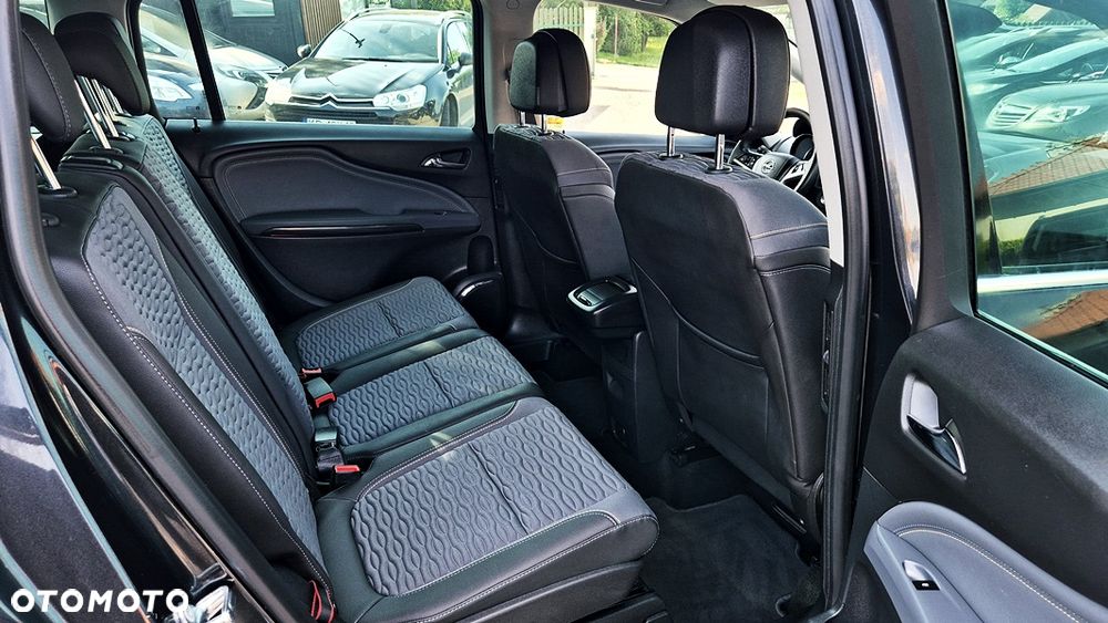 Opel Zafira - 31