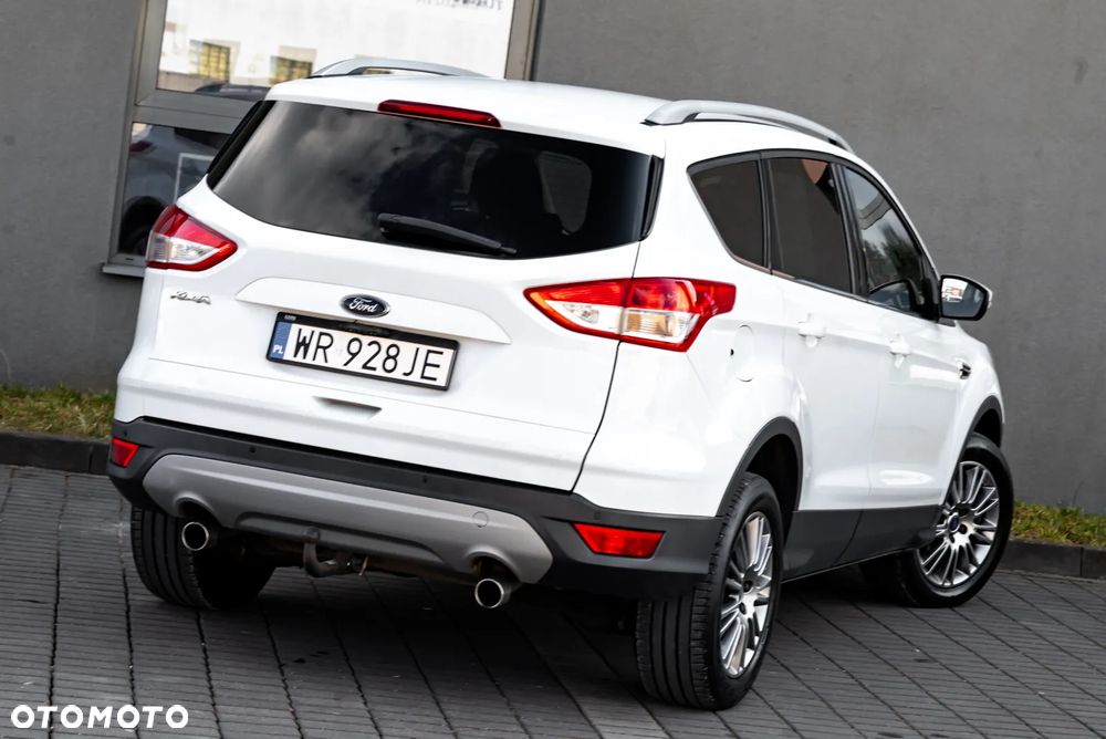 Ford Kuga 2.0 TDCi 2x4 Titanium - 17