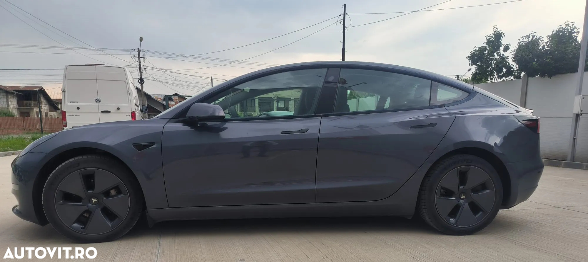 Tesla Model 3 - 2