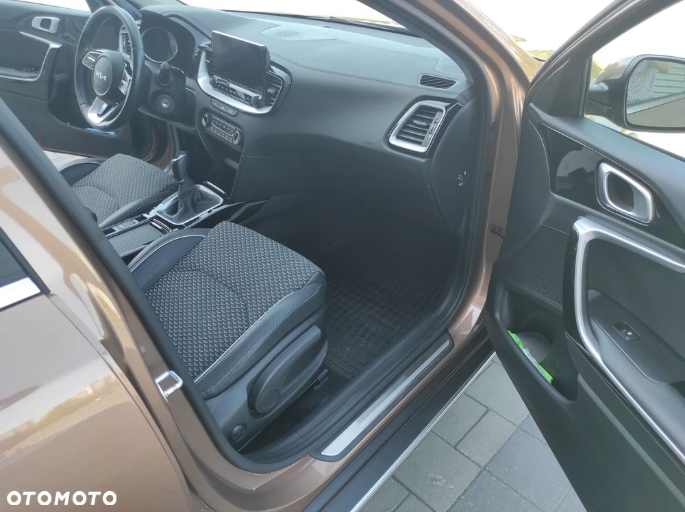 Kia XCeed 1.5 T-GDI L - 28