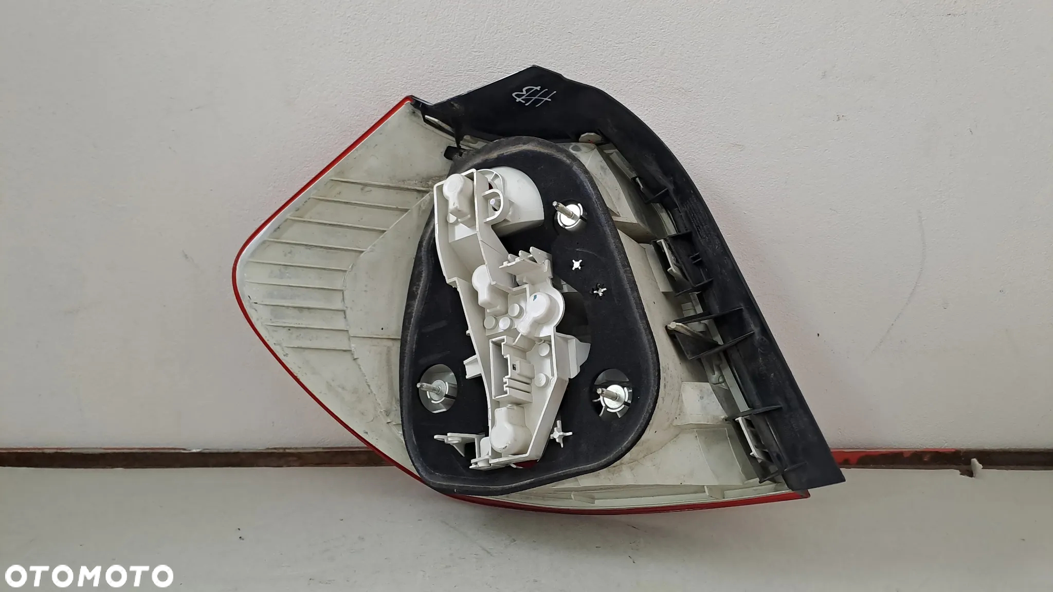 BMW 1 E87 LIFT 07-13 LAMPA PRAWA TYŁ TYLNA 63216924502 EU - 6
