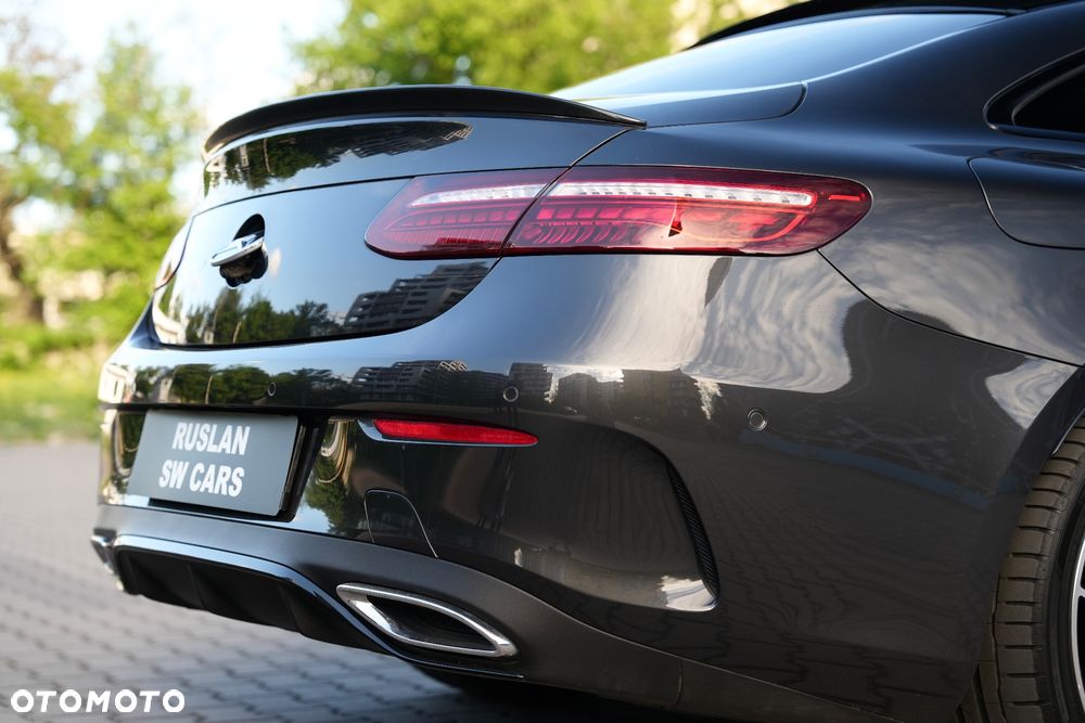Mercedes-Benz Klasa E 220 d 4Matic 9G-TRONIC AMG Line - 37