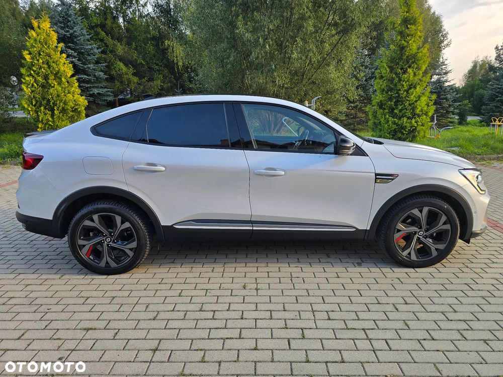 Renault Arkana TCe Mild Hybrid 160 EDC R.S LINE - 12