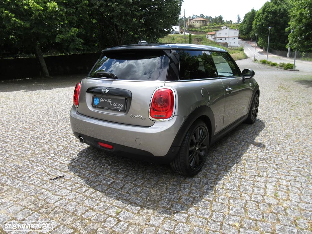 MINI 3 Portas Cooper D Aut. - 8