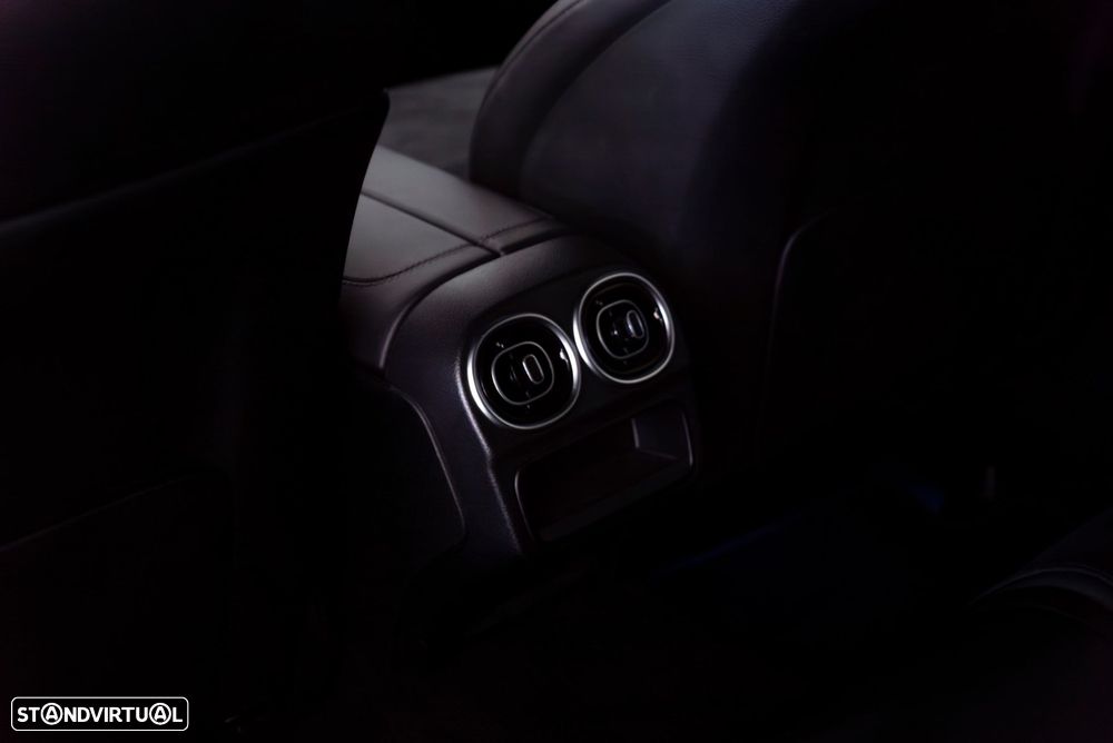 Mercedes-Benz C 300 d AMG Line - 27