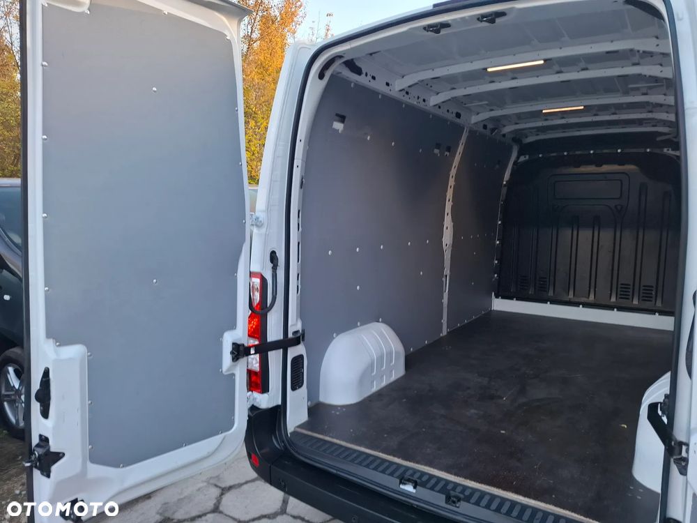 Renault Master 2020 2.3DCI 135KM L3H2 MAX KLIMA - 29