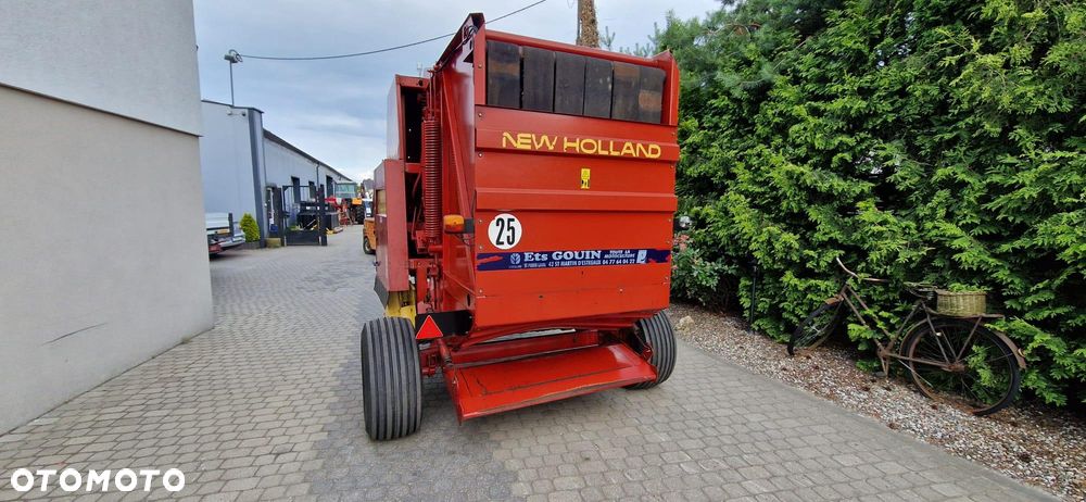 New Holland 640 Pasowa Szeroki podbieracz - 2