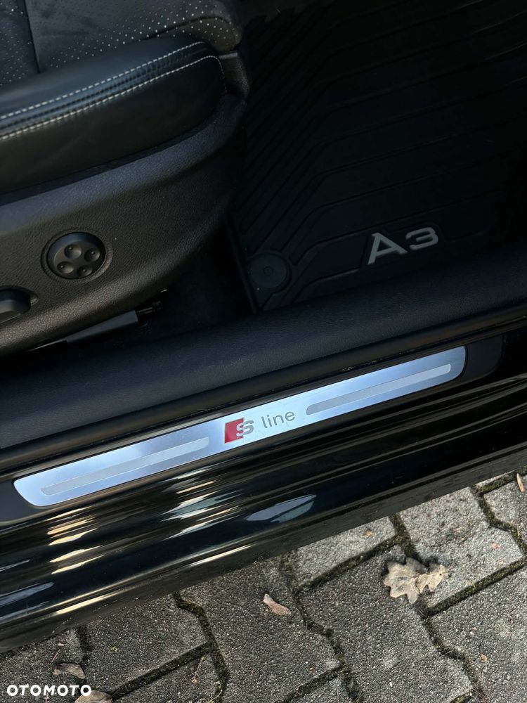 Audi A3 Sportback 2.0 TDI (clean diesel) quattro S tronic S line Sportpaket - 31