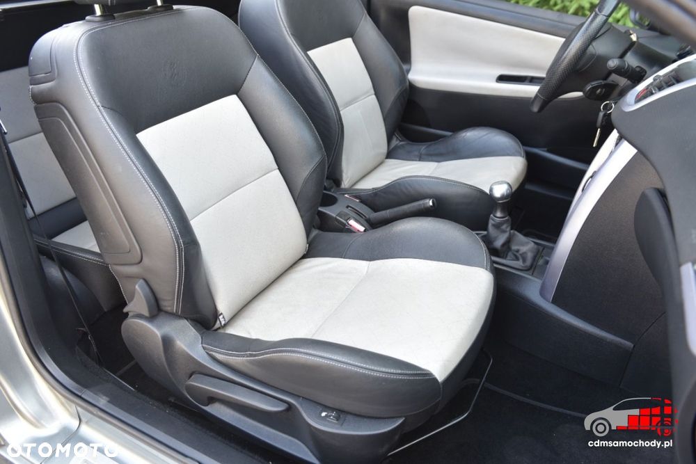 Peugeot 207 CC - 21