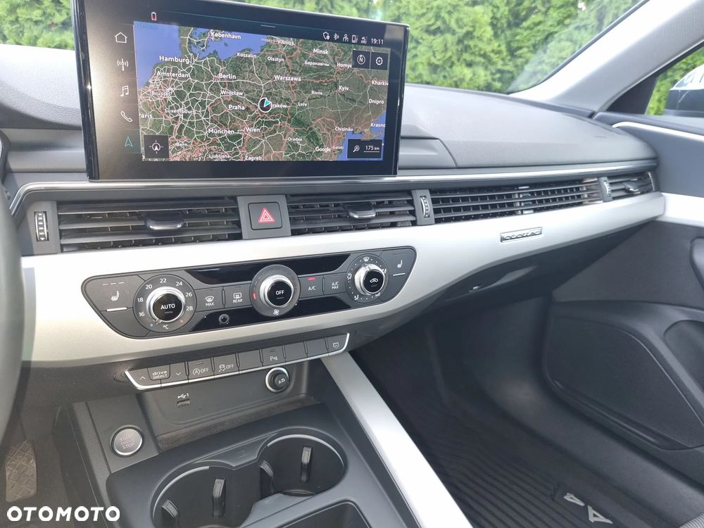 Audi A4 Avant 40 TDI mHEV S Line S tronic - 17