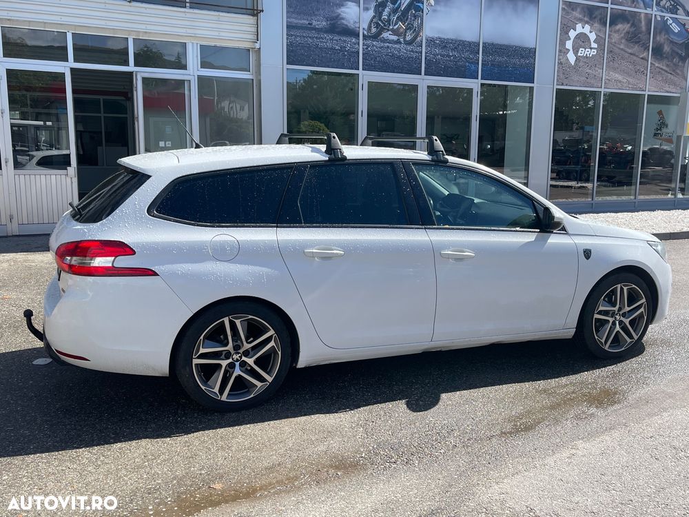 Peugeot 308 2016 photo 2