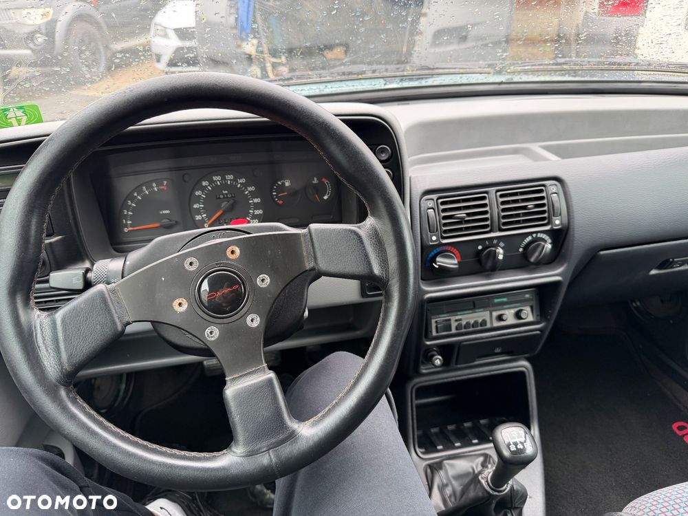 Ford Escort - 9