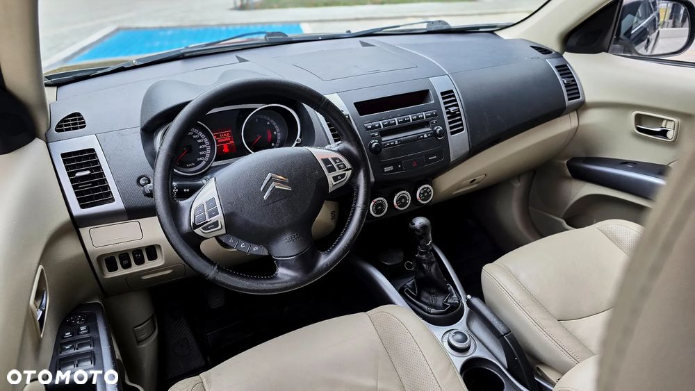 Citroën C-Crosser 2.2 HDi Exclusive - 13