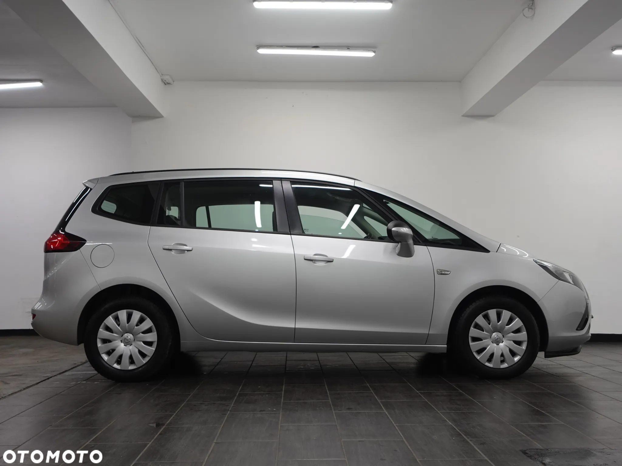 Opel Zafira Tourer 2.0 CDTI Edition - 11