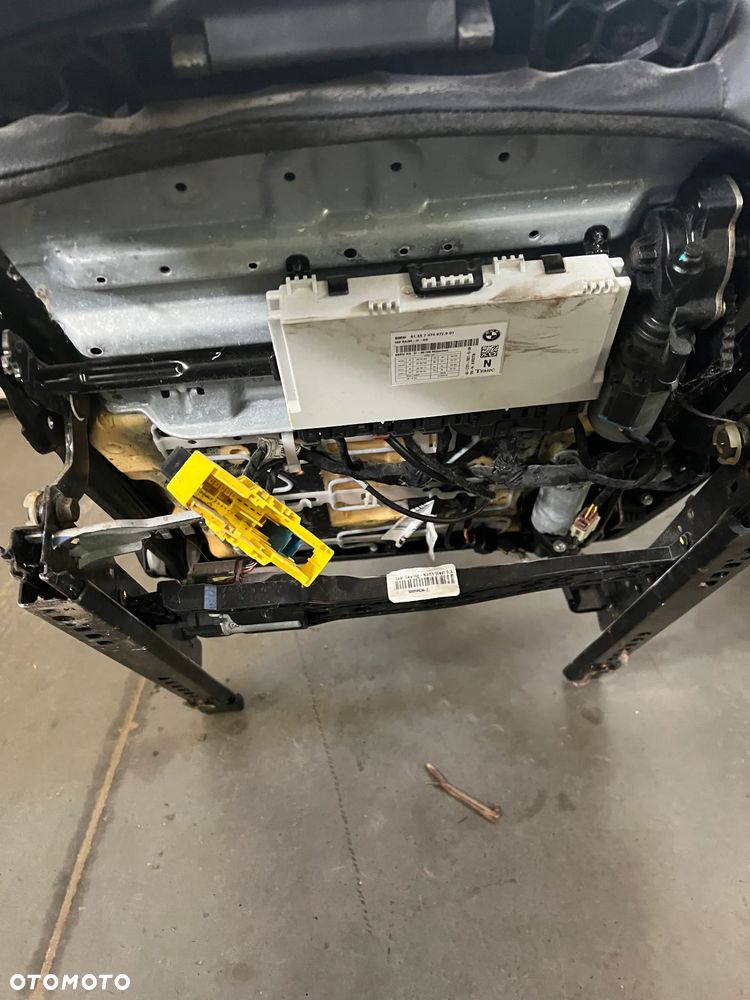 BMW 3 F30 F31 F34  Fotele przednie elektryczne M3 - 8