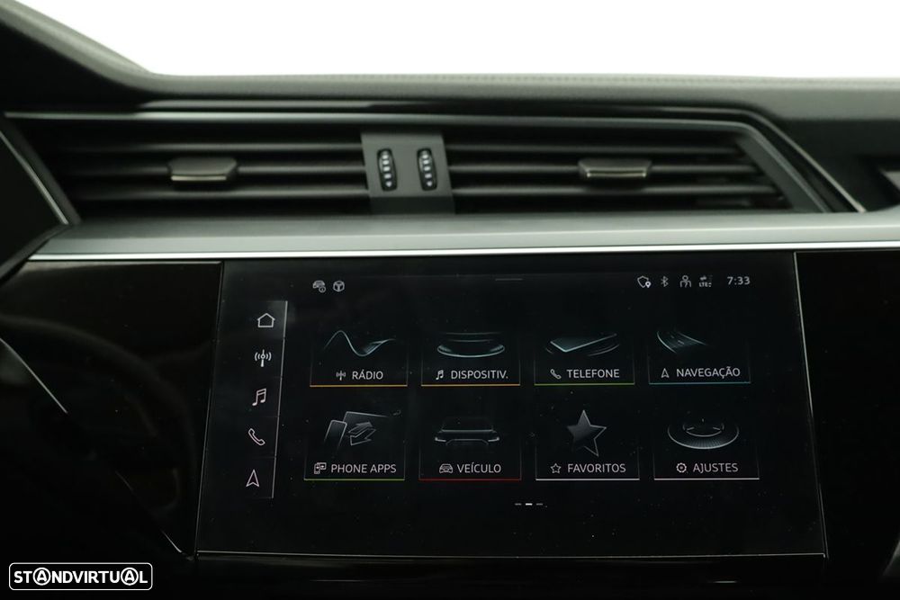 Audi Q8 e-Tron Sportback 55 quattro Advanced - 11