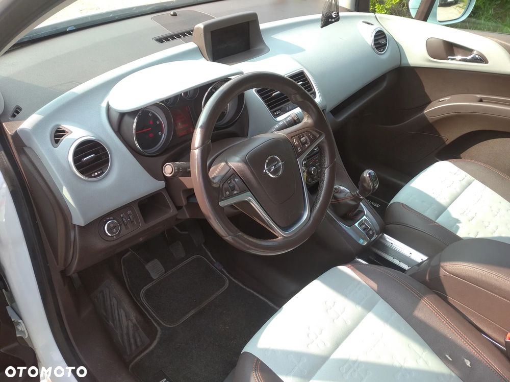 Opel Meriva 1.7 CDTI Cosmo - 4