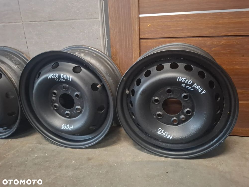 Felgi stalowe Iveco Daily 4 sztuki 6x125 szerokość 6,5Jx16H2 ET68 otwór centralny 74,1 mm - 3