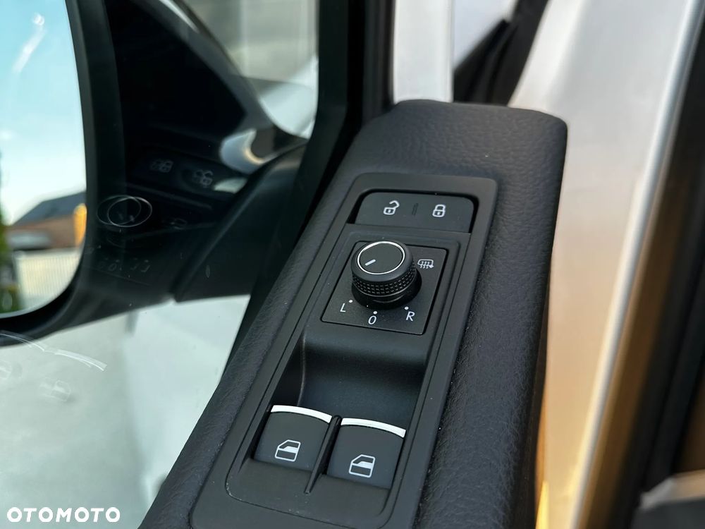 Volkswagen California - 28