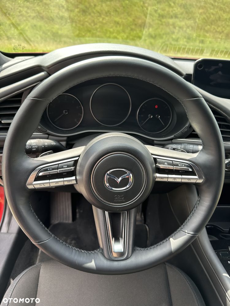 Mazda 3 2.0 mHEV Hikari - 12