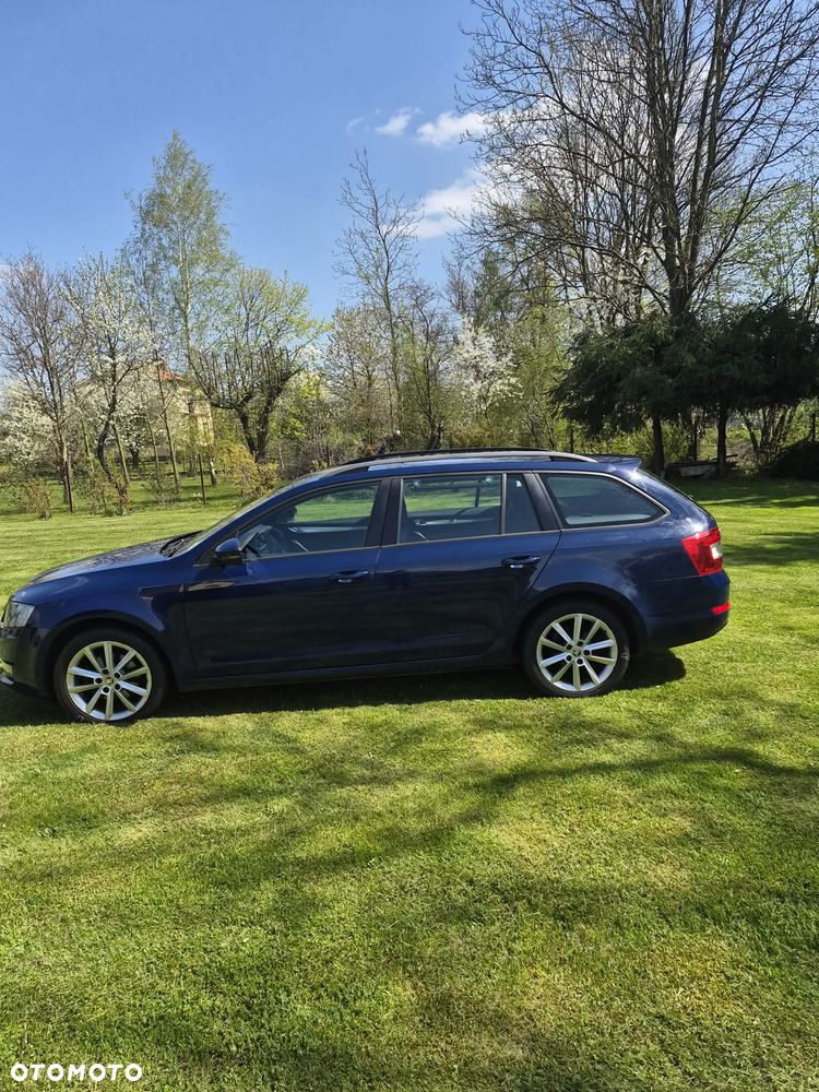 Skoda Octavia 2.0 TDI Style - 3