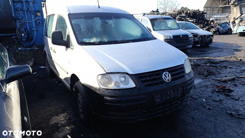 35897 VW caddy III model od 03-10 silnik 2.0 SDI BDJ skrzynia FZU lakier LA7W - 2