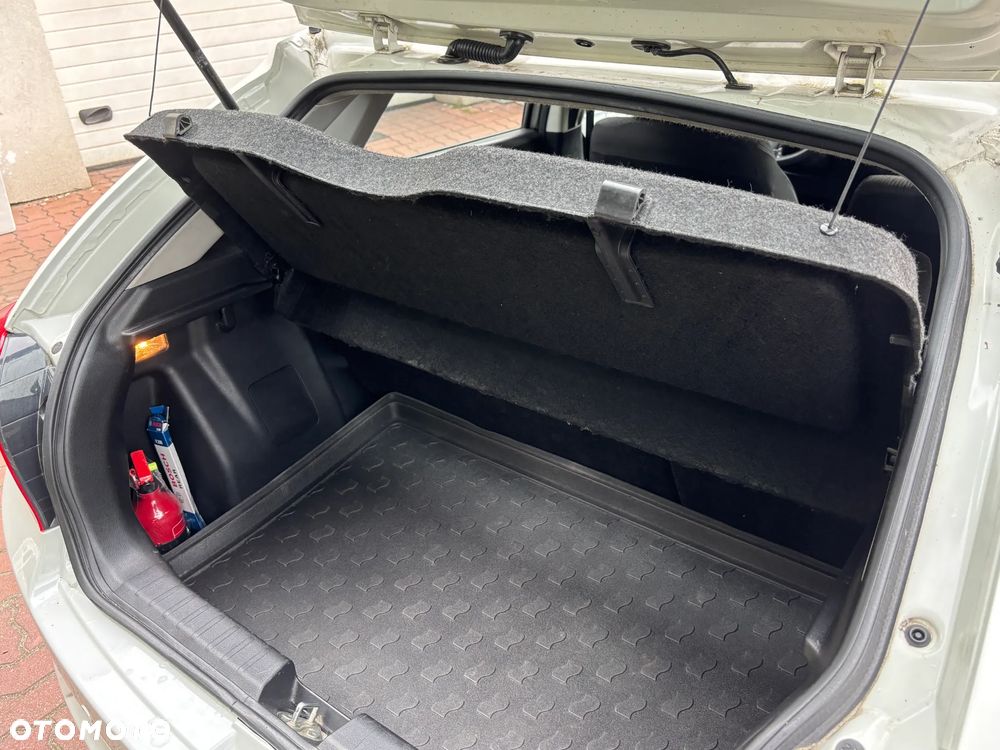 Suzuki Baleno 1.2 Premium Plus - 9