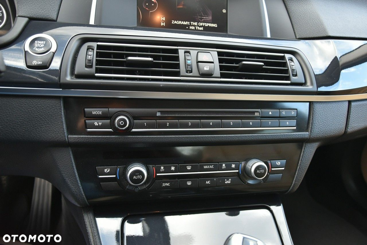 BMW Seria 5 520d - 26