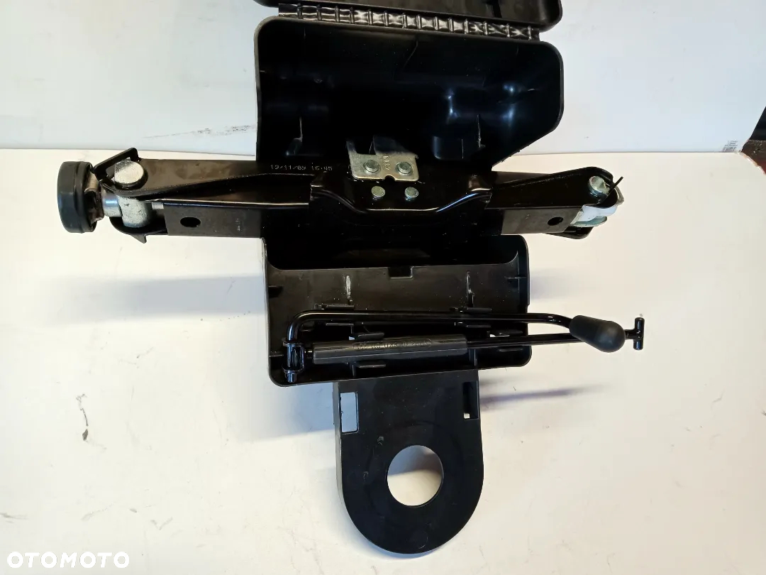 ZESTAW NAPRAWCZY AUDI A4 B8 A5 8K9813685A - 2