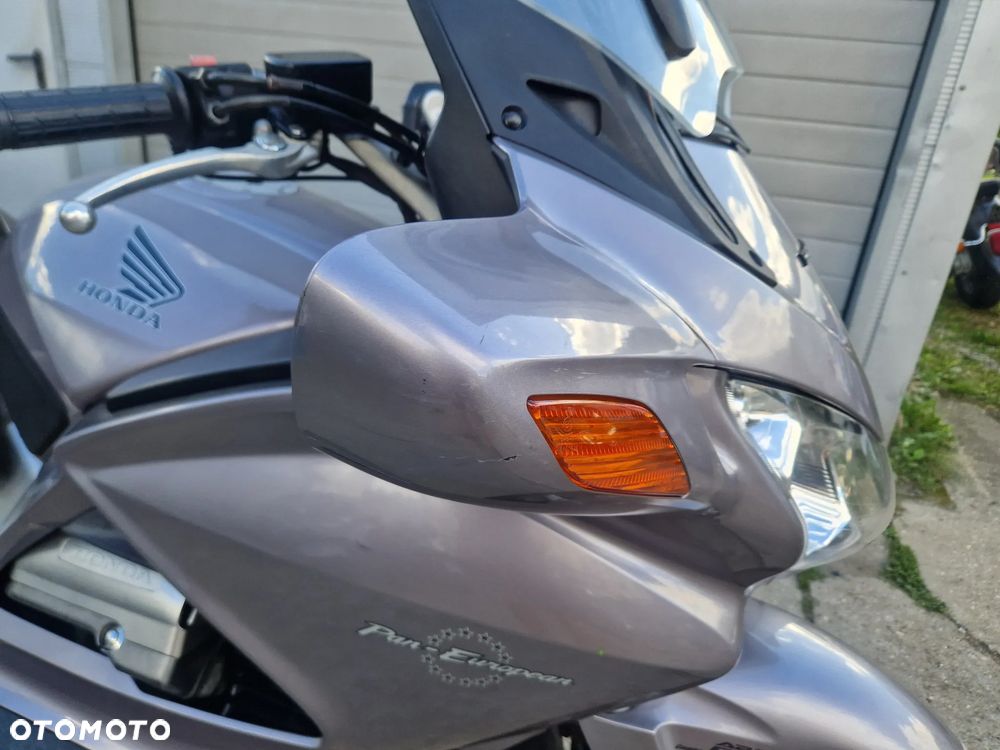 Honda ST - 15