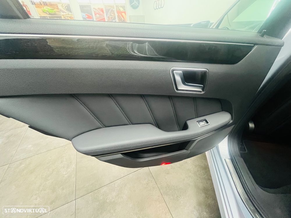 Mercedes-Benz E 300 Bluetec Hybrid Avantgarde - 41