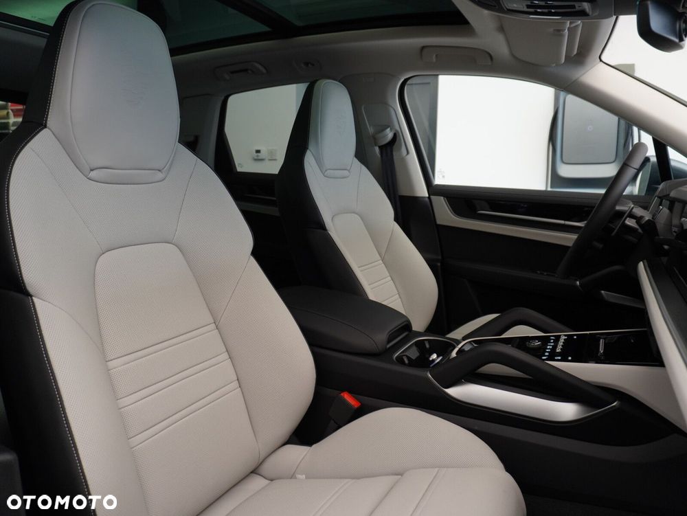 Porsche Cayenne Black Edition - 31