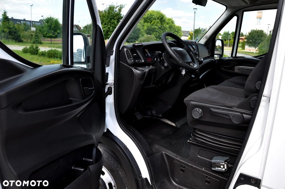 Iveco Daily - 25