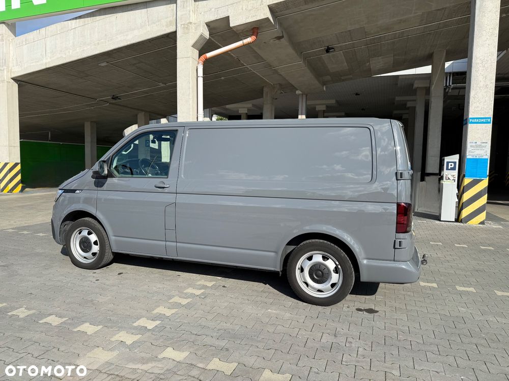 Volkswagen Transporter T6.1 150 km 29 tyś km automat hak - 5