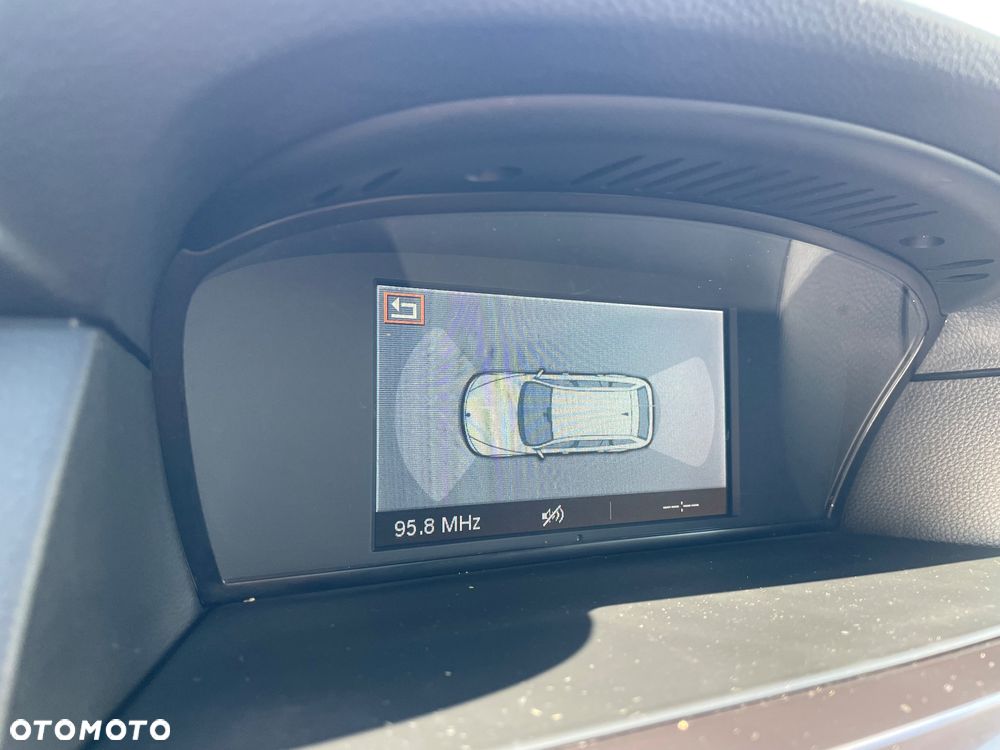 BMW Seria 5 - 35