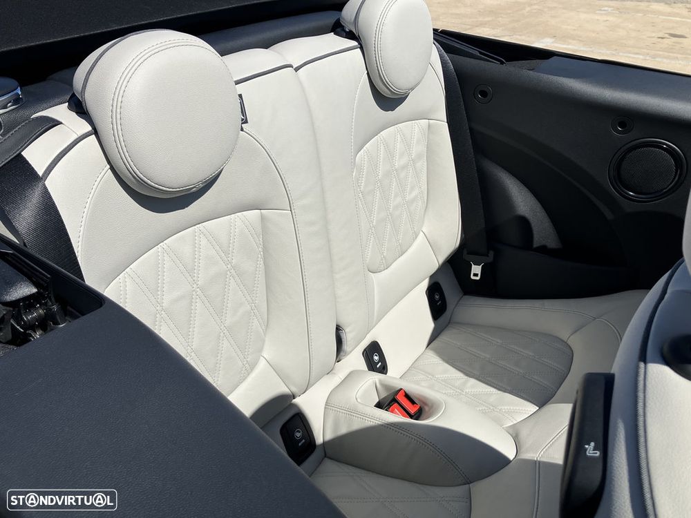 MINI Cabrio Cooper S Premium Extra Classic Auto - 15