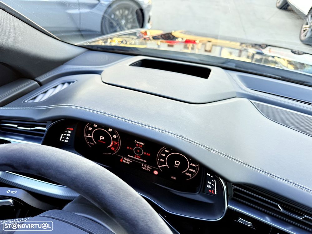 Audi RS Q8 4.0 TFSI quattro Tiptronic - 16