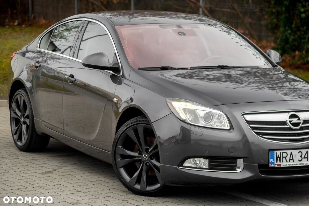 Opel Insignia 2.0 Turbo 4x4 Cosmo - 35
