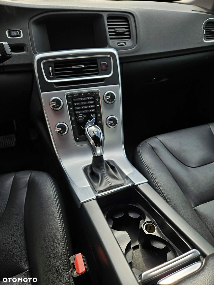 Volvo S60 T5 Powershift - 12