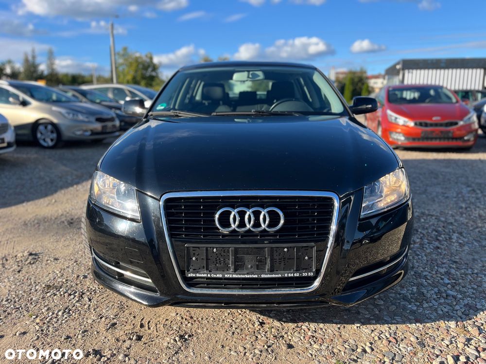 Audi A3 Sportback 1.6 Attraction - 2