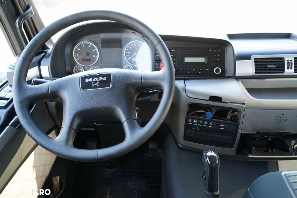 MAN TGS 33.400 / 6x4 / BASCUNĂ CU 2 LATE / BASCUNĂ HIDROBRATĂ + HDS PALFINGER PK 15500 / PILOT / MANUALĂ - 28