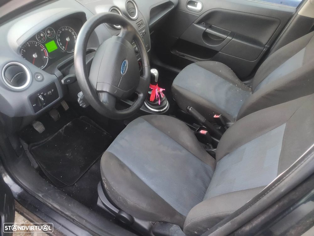Ford Fiesta 1.4 TDCI Ghia - 1