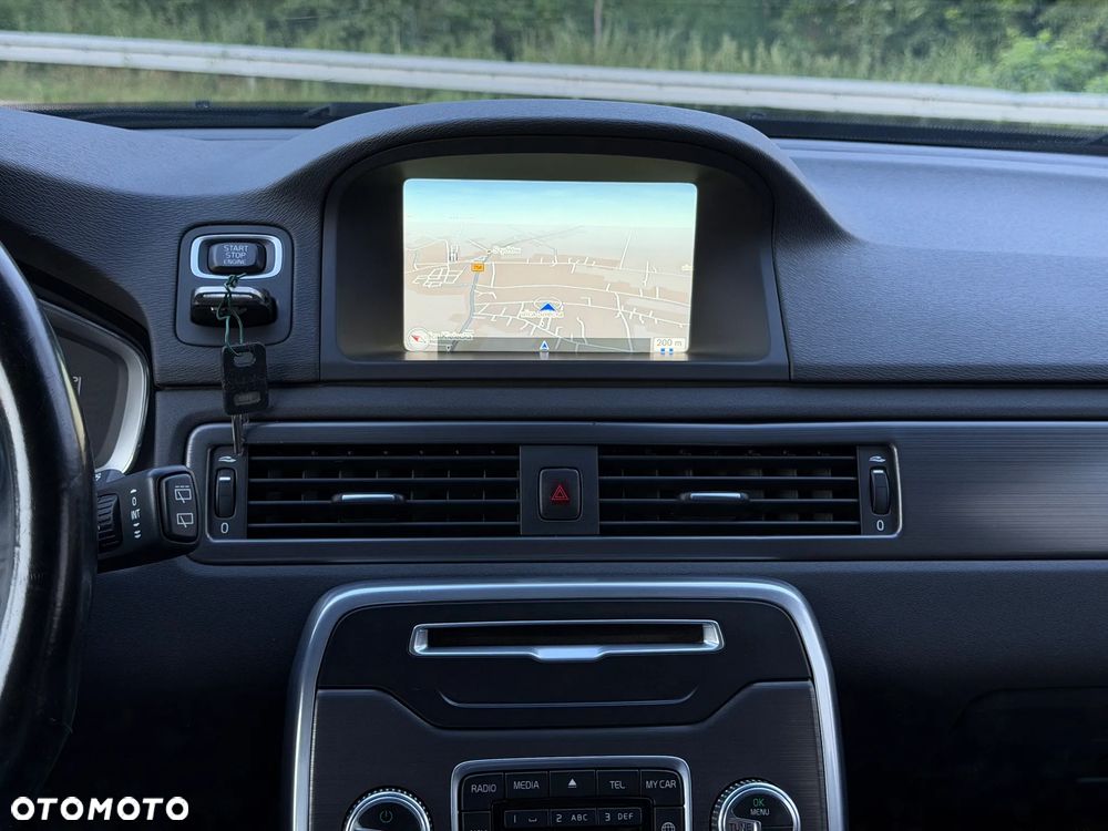 Volvo V70 D4 Geartronic Black Edition - 20