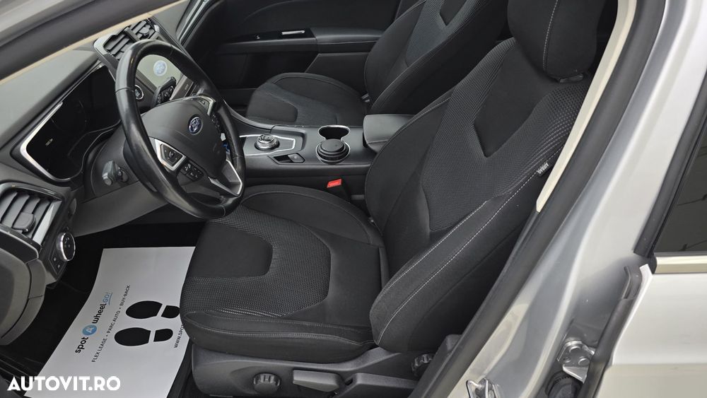 Ford Mondeo - 12