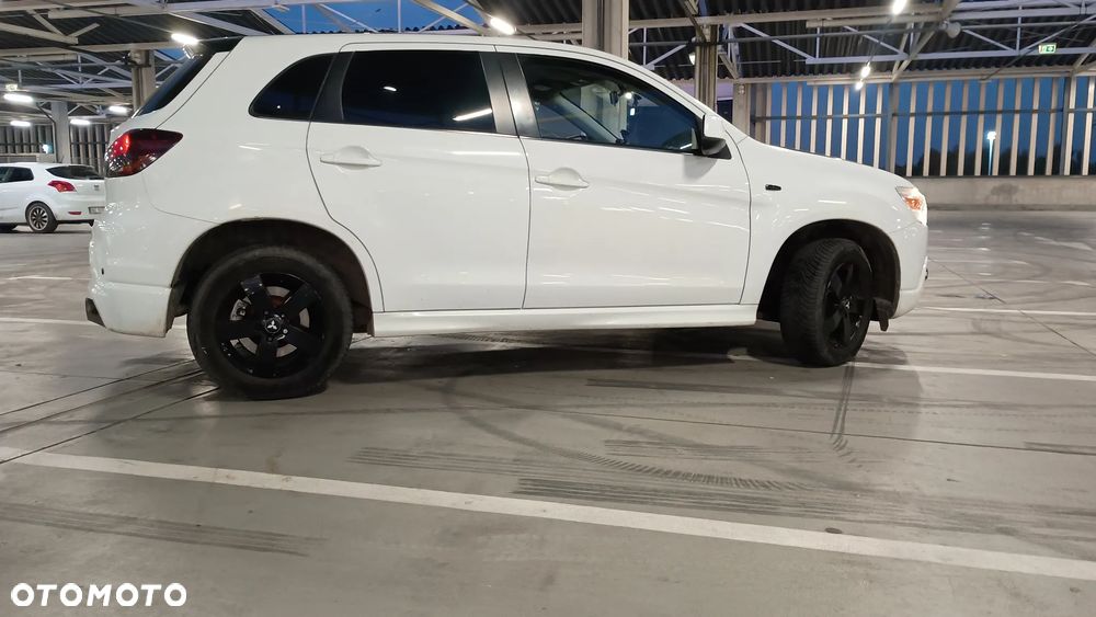 Mitsubishi ASX - 3