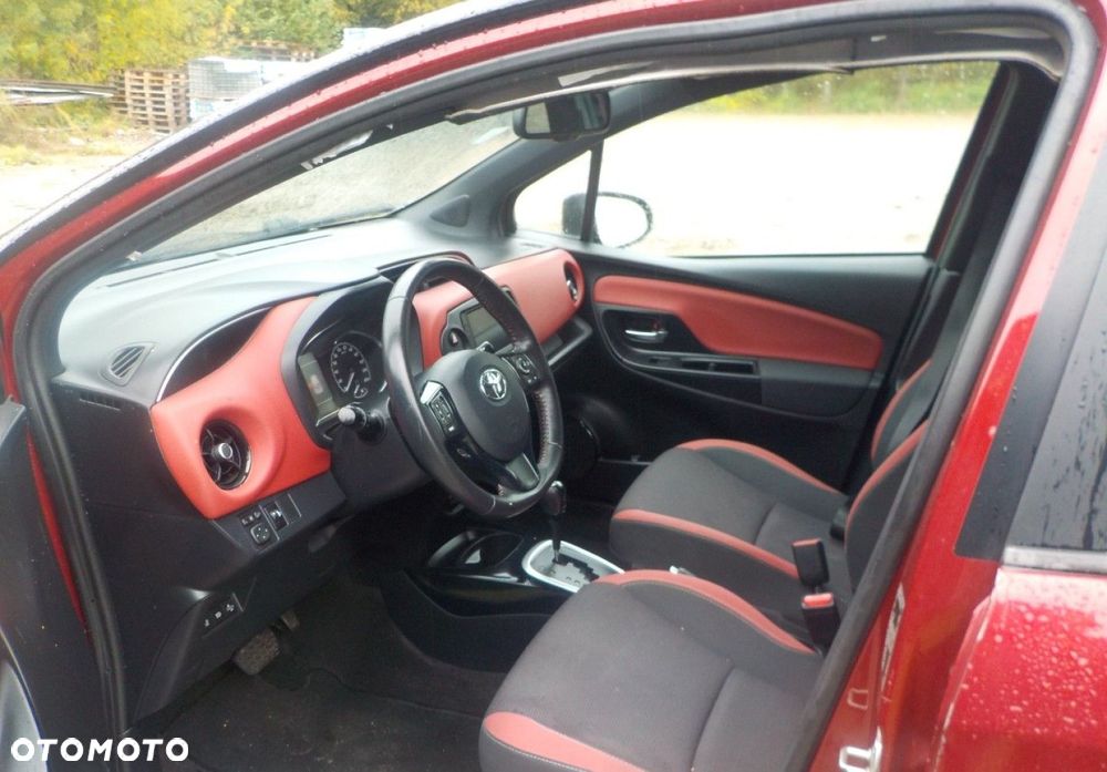 Toyota Yaris - 21