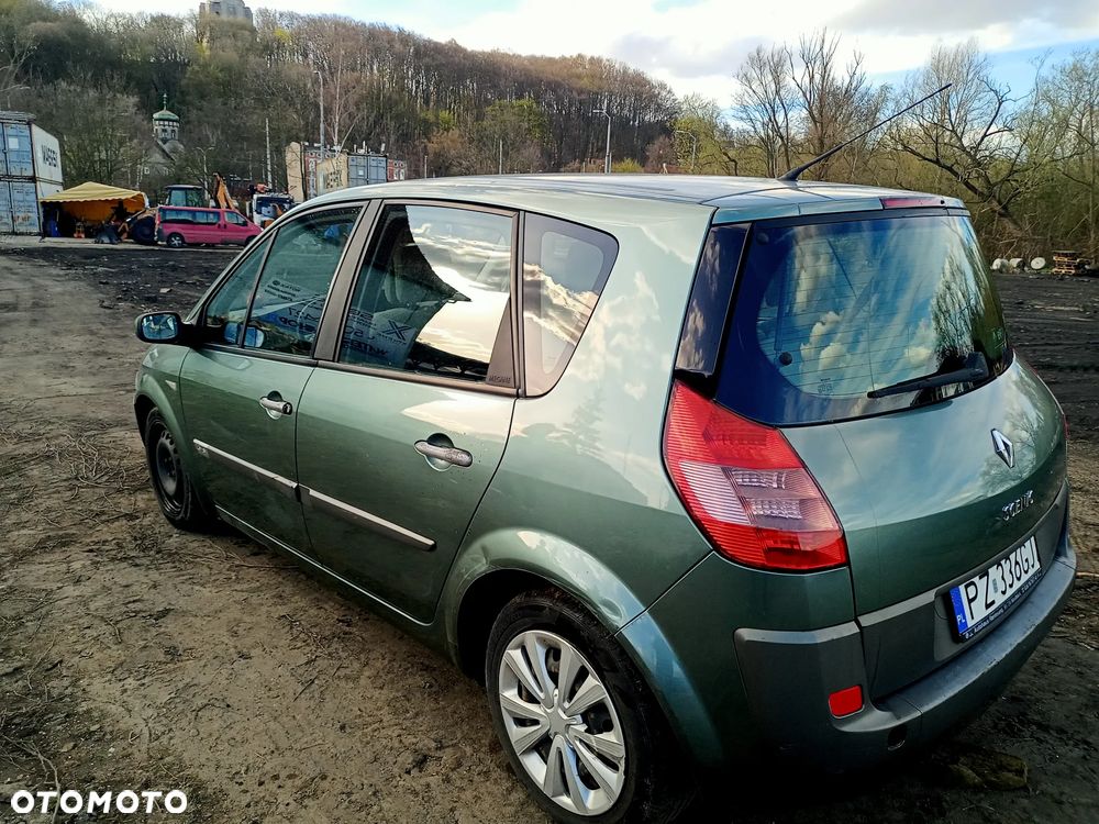 Renault Scenic 1.6 Confort Privilege - 1